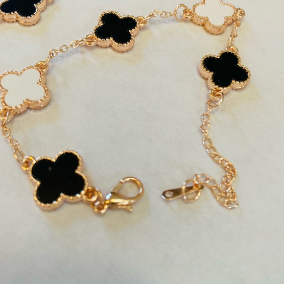Rose gold plated silver four leaf clover bracelets. Set of 2 - Picture 3 of 6